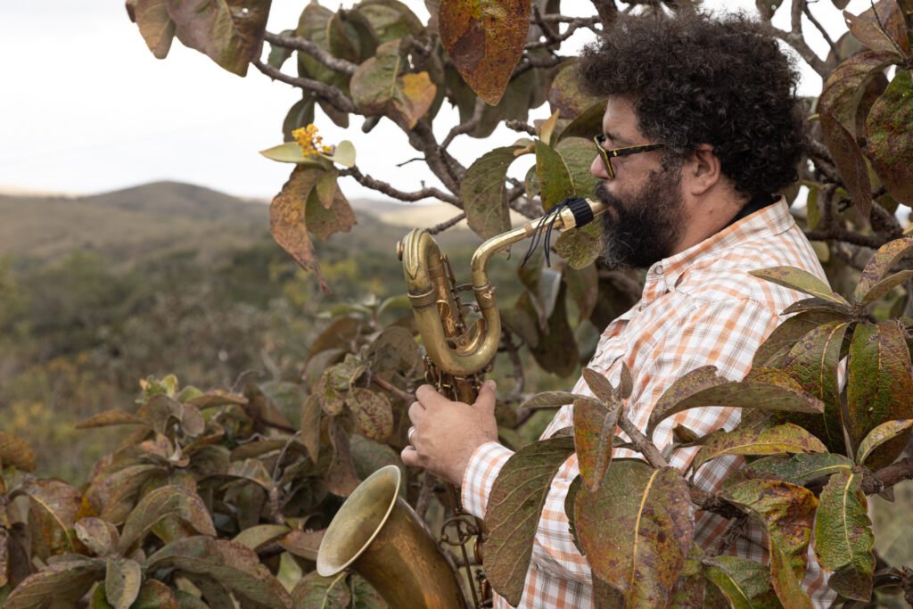 Esdras Nogueira Faz Turnê Pelo Brasil Pelo Projeto Pixinguinha